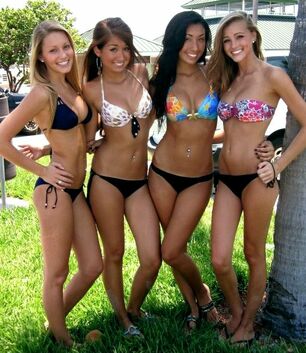 Uber-cute college girls in bikinis