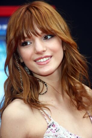 Bella Thorne images gallery (220)